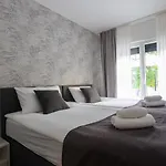 Monia 别墅 兹沃尔尼克